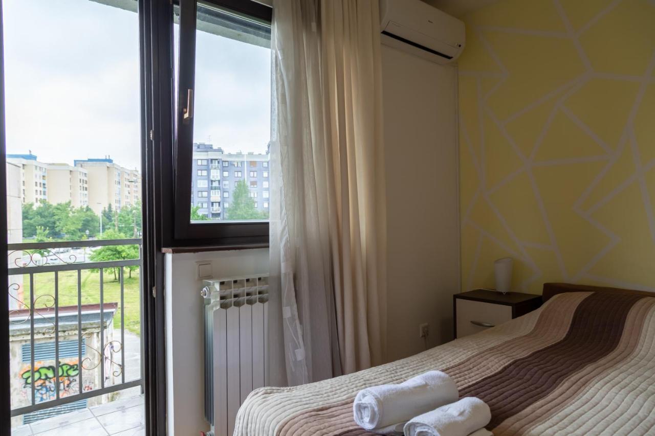 Sun Garden Sarajevo Aparthotel ภายนอก รูปภาพ