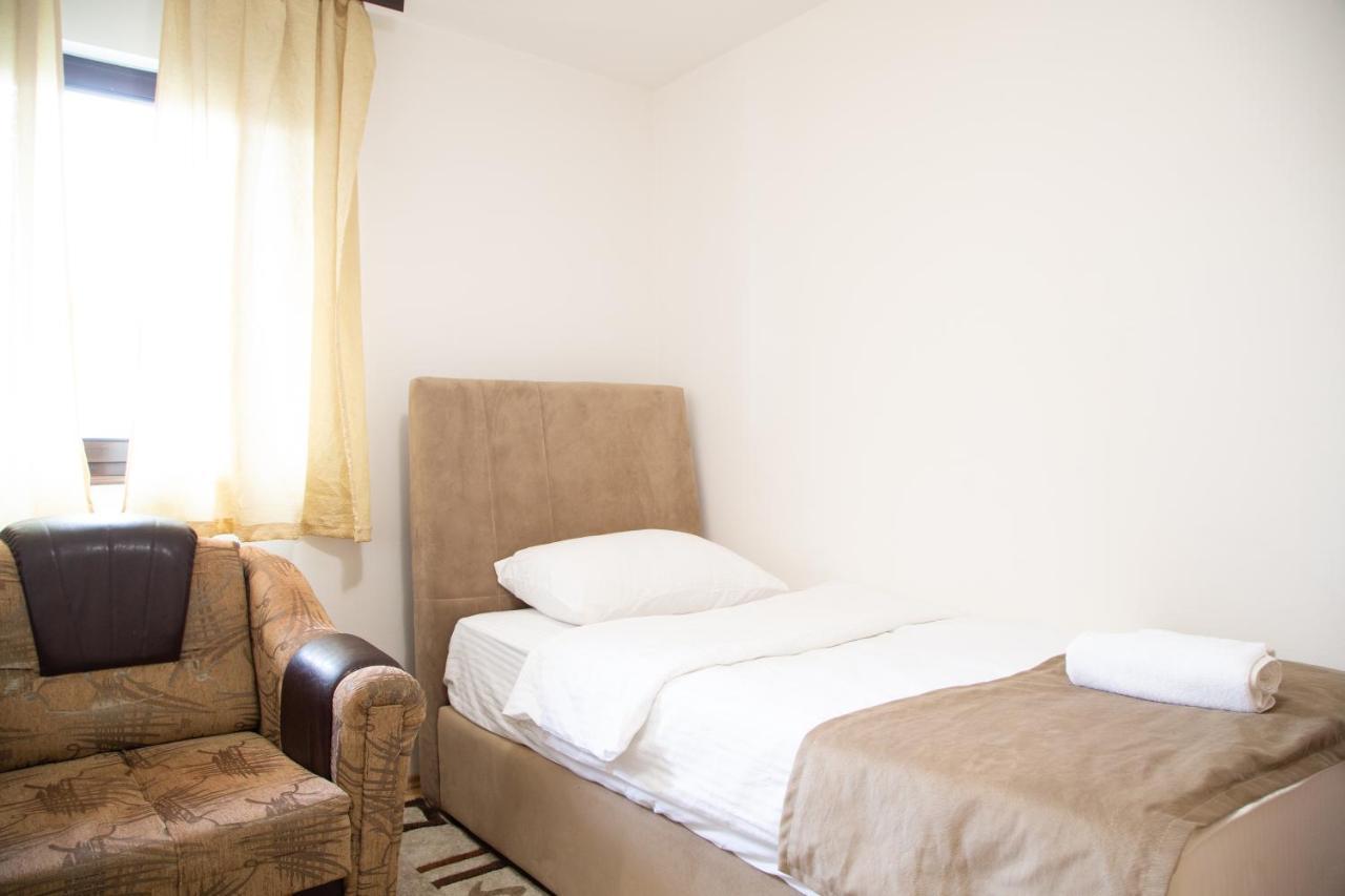 Sun Garden Sarajevo Aparthotel ภายนอก รูปภาพ