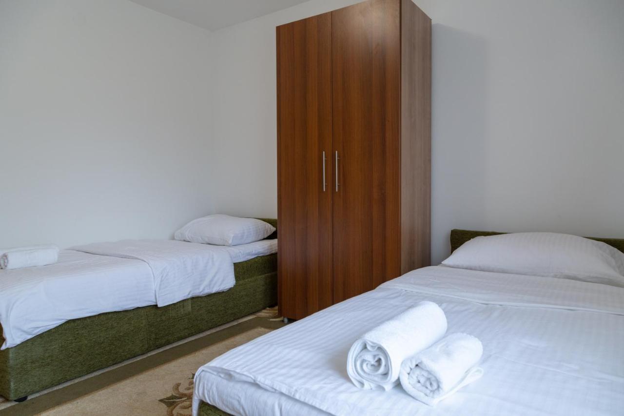 Sun Garden Sarajevo Aparthotel ภายนอก รูปภาพ
