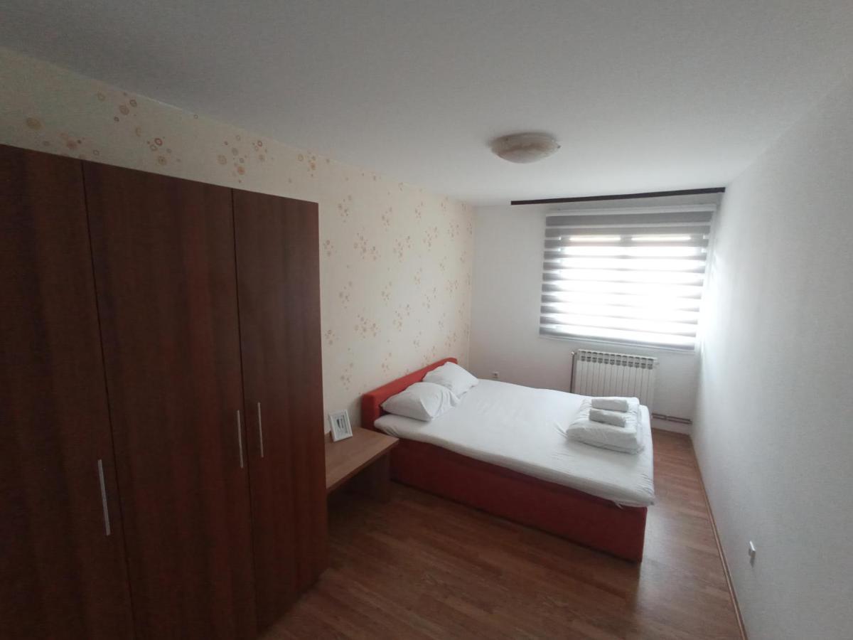 Sun Garden Sarajevo Aparthotel ภายนอก รูปภาพ
