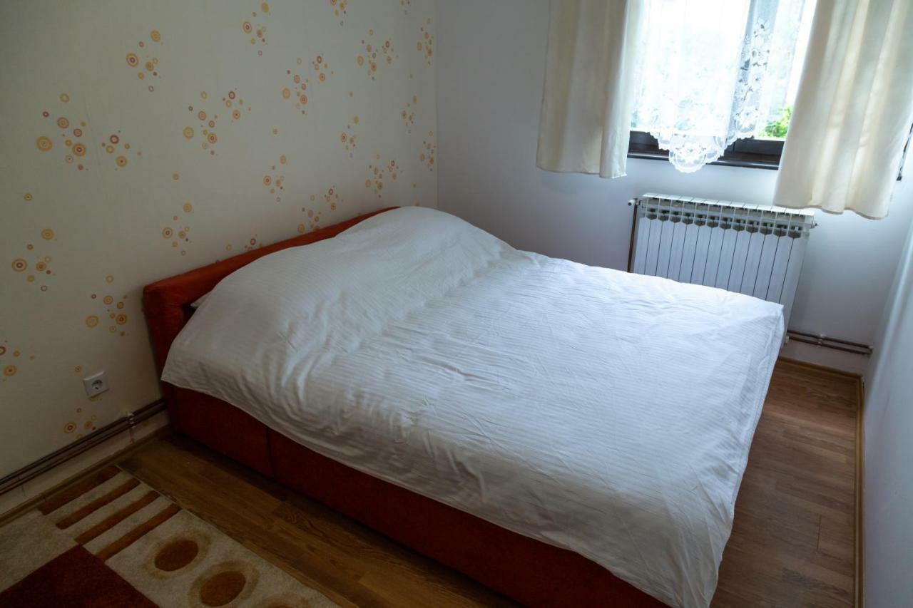 Sun Garden Sarajevo Aparthotel ภายนอก รูปภาพ