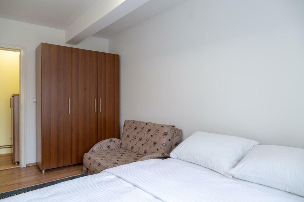 Sun Garden Sarajevo Aparthotel ภายนอก รูปภาพ